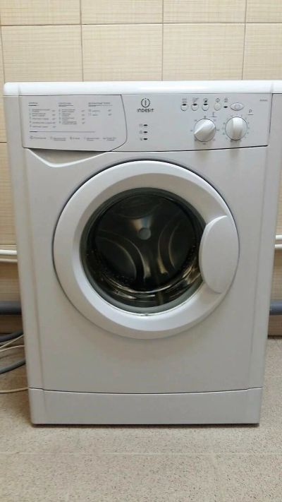 Лот: 11597234. Фото: 1. стиральная машина "Indesit". Стиральные машины