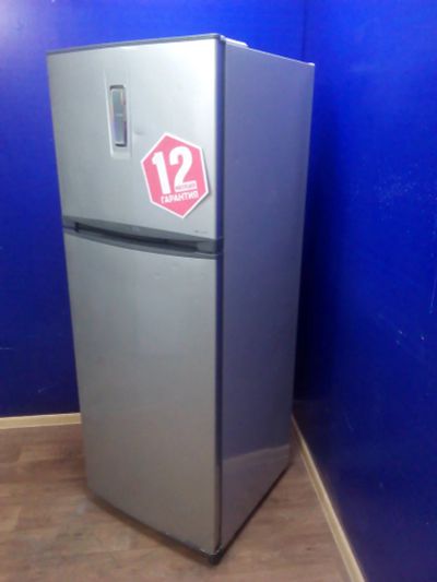 Лот: 11178021. Фото: 1. Холодильник Toshiba GR- N59TR. Холодильники, морозильные камеры