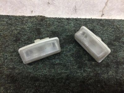 Лот: 21410170. Фото: 1. подсветка номера Toyota Corolla... Двигатель и элементы двигателя