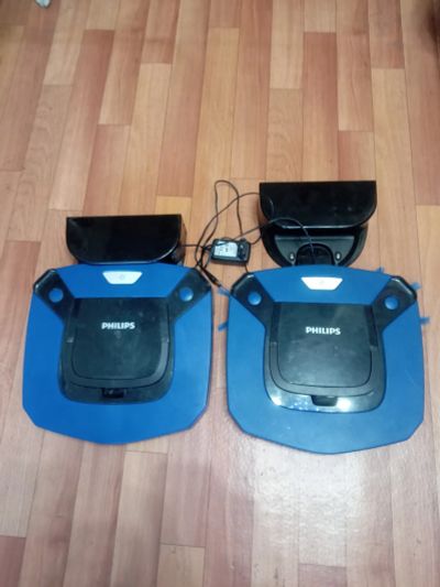 Лот: 21144121. Фото: 1. Робот-пылесос Philips 2 штуки... Пылесосы, паровые швабры