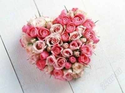 Лот: 2471124. Фото: 1. сердце из живых роз. Сувенирные мелочи