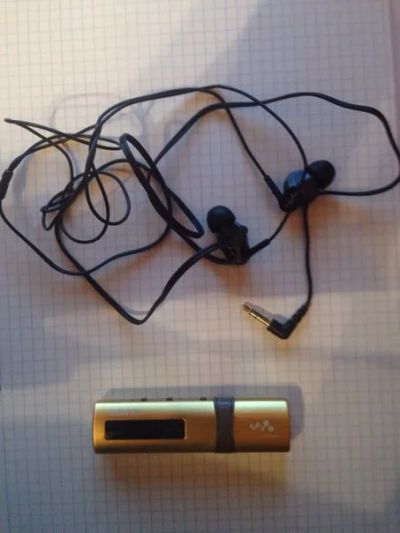 Лот: 5263486. Фото: 1. Sony Walkman + наушники SONY. Плееры