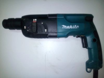 Лот: 8190655. Фото: 1. Перфоратор Makita 2450. Электроинструмент