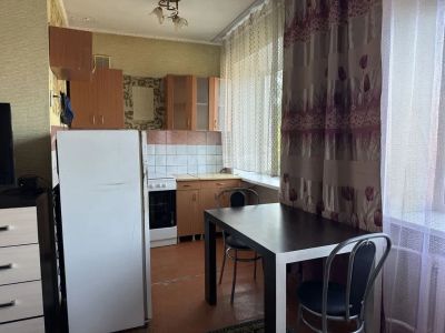 Лот: 25589094. Фото: 1. 2-комн. квартира , Красноярск... Квартиры, студии