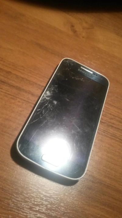 Лот: 11266783. Фото: 1. Samsung Galaxy S4 mini duos. Смартфоны