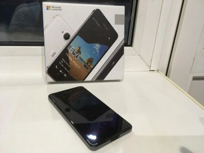 Лот: 10411038. Фото: 1. Смартфон Microsoft lumia 650. Смартфоны