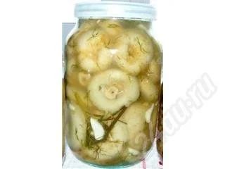 Лот: 256994. Фото: 1. Грузди соленые 1л. Домашние заготовки