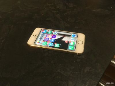 Лот: 10363489. Фото: 1. Iphone 5s gold. Смартфоны