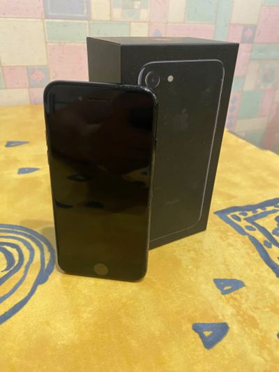 Лот: 22569252. Фото: 1. iPhone 7. Смартфоны