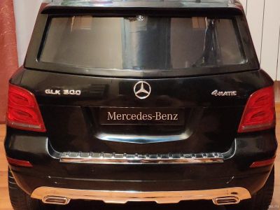 Лот: 13618321. Фото: 1. Электромобиль Mercedes-Benz GLK... Детские электромобили