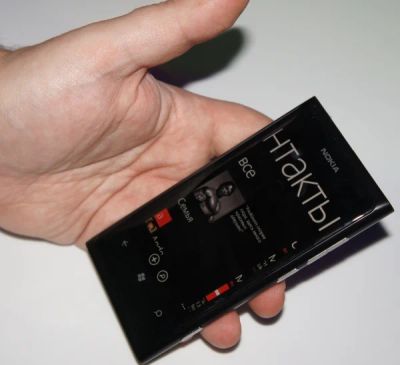 Лот: 4225423. Фото: 1. Nokia Lumia 800. Смартфоны