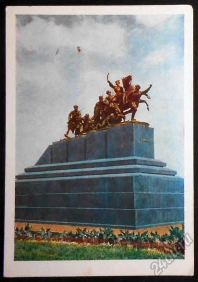 Лот: 5968148. Фото: 1. Открытка Куйбышев. Памятник Чапаеву... Открытки, конверты