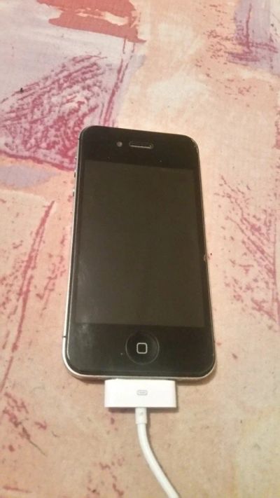 Лот: 13461066. Фото: 1. Iphone 4s. Смартфоны