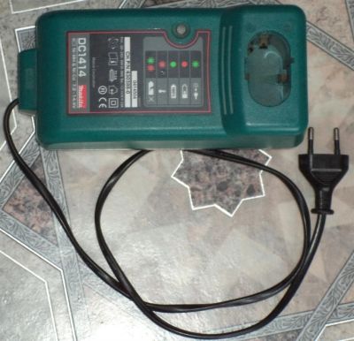 Лот: 3020119. Фото: 1. Зарядное устройство Makita DC1414... Электроинструмент