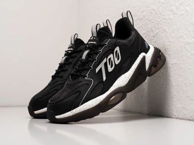 Лот: 20768769. Фото: 1. Кроссовки Adidas Yeezy Boost 700... Кеды, кроссовки, слипоны