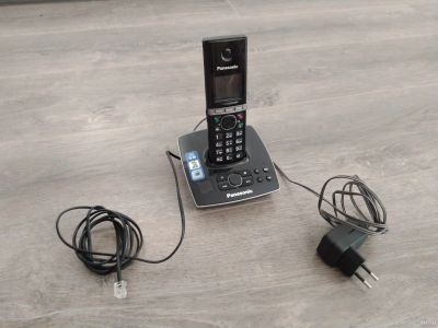 Лот: 13541551. Фото: 1. Радиотелефон Panasonic KX-TG8061. DECT и радиотелефоны