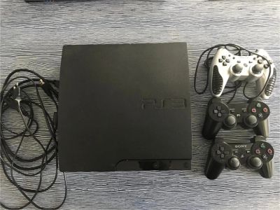 Лот: 8770747. Фото: 1. PS 3 120 Gb + 3 джойстика + 8... Игровые приставки, консоли