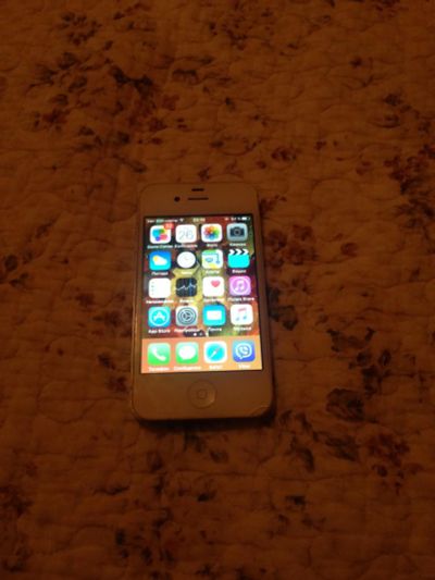 Лот: 8432633. Фото: 1. iPhone 4s 32gb обмен. Смартфоны