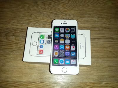 Лот: 9070594. Фото: 1. Iphone 5s 64gb. Смартфоны