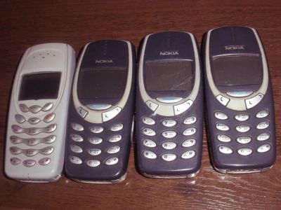Лот: 3995701. Фото: 1. Телефоны NOKIA 3310 Одним лотом. Кнопочные мобильные телефоны