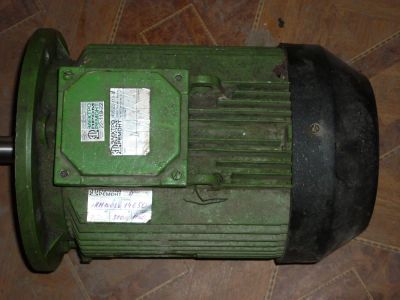 Лот: 6176688. Фото: 1. Электродвигатель 2.2\1000. Электродвигатели