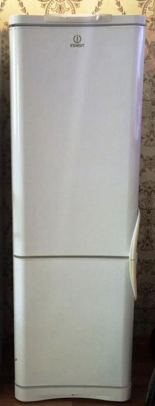 Лот: 6841229. Фото: 1. Продам Холодильник Indesit No... Холодильники, морозильные камеры