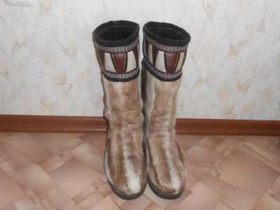 Лот: 3285492. Фото: 1. Унты из камуса оленя. Угги, унты, валенки