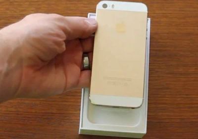 Лот: 12029934. Фото: 1. iPhone 5s 16gb. Чехлы, бамперы