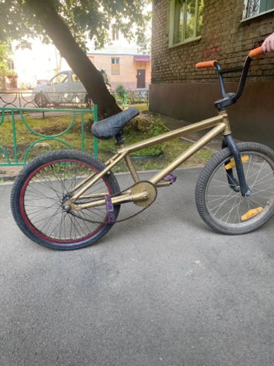 Лот: 20744528. Фото: 1. Трюковой велосипед bmx. Велосипеды