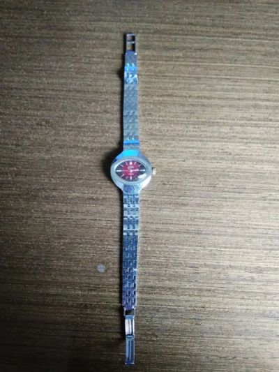 Лот: 19276748. Фото: 1. Часы женские винтажные Чайка браслет... Оригинальные наручные часы