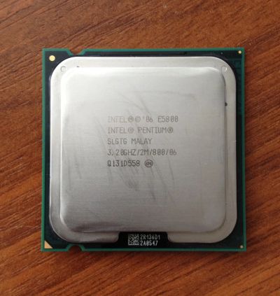 Лот: 21369195. Фото: 1. Intel Pentium E5800 Wolfdale LGA775... Процессоры