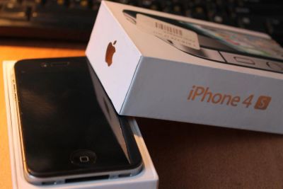 Лот: 3644611. Фото: 1. apple iphone 4s 16 gb, РСТ, комплект... Смартфоны
