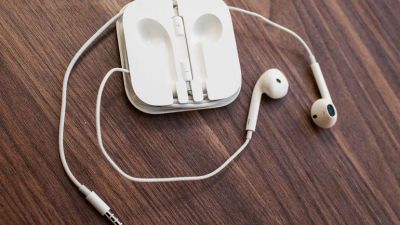 Лот: 5054097. Фото: 1. Apple earpods. Красноярск
