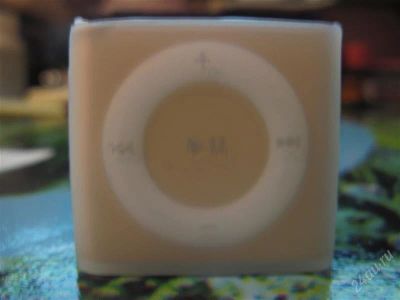 Лот: 2352211. Фото: 1. IPod Shuffle 2gb. Другое (аудиотехника)