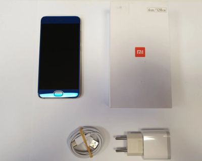 Лот: 14463372. Фото: 1. Xiaomi Mi6 128Gb Blue (Б/У, отличное... Смартфоны