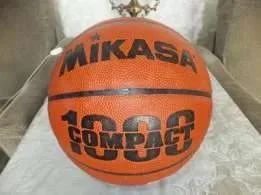 Лот: 4356689. Фото: 1. Mikasa 1000 мяч баскетбольный... Мячи, ракетки, шайбы, клюшки
