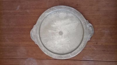Лот: 18872736. Фото: 1. Металлическое блюдо. Тарелки, блюда, салатники