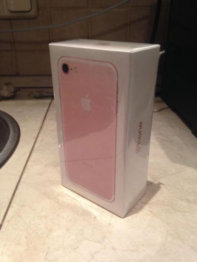 Лот: 8849947. Фото: 1. Смартфон Apple iPhone 7 - 32gb... Смартфоны