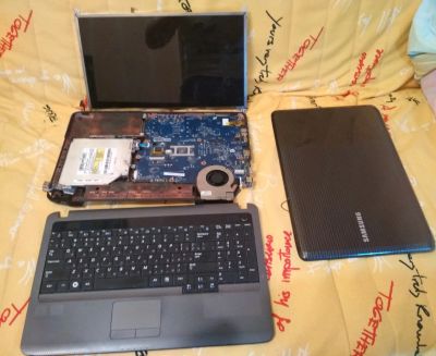Лот: 14994774. Фото: 1. Ноутбук Samsung r525. Ноутбуки
