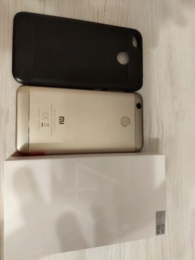 Лот: 17283006. Фото: 1. Смартфон Redmi 4X 32gb. Чехлы, бамперы