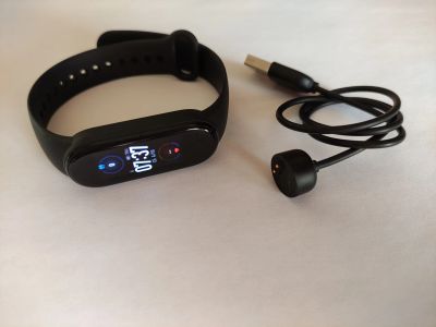 Лот: 18921640. Фото: 1. Xiaomi mi band 5. Смарт-часы, фитнес-браслеты, аксессуары