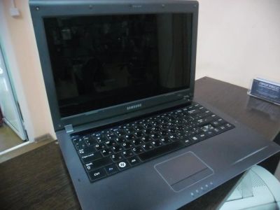 Лот: 9861797. Фото: 1. Ноутбук Samsung R425 (9241). Ноутбуки