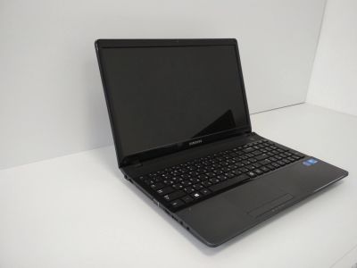 Лот: 14289957. Фото: 1. Ноутбук Samsung для дома и офиса. Ноутбуки