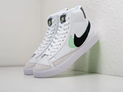 Лот: 19285204. Фото: 1. Кроссовки Nike Blazer Mid 77... Кеды, кроссовки, слипоны