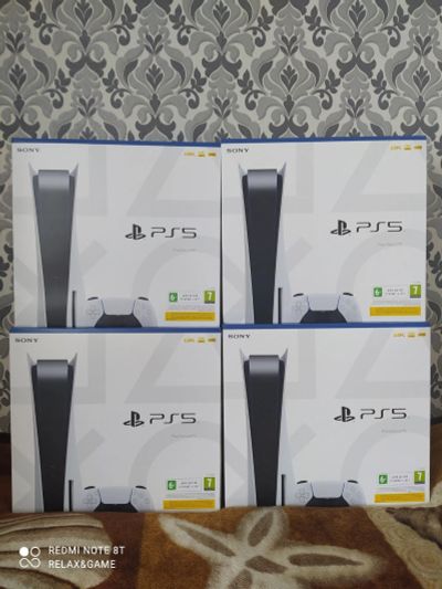 Лот: 17276358. Фото: 1. Sony PlayStation 5 НОВАЯ!!! С... Игровые приставки, консоли