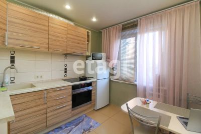 Лот: 25712850. Фото: 1. 2-комн. квартира , Красноярск... Квартиры, студии