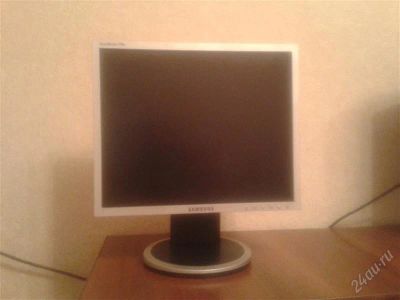 Лот: 2457313. Фото: 1. Монитор Samsung SyncMaster 710n. ЖК-мониторы