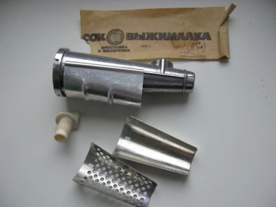 Лот: 4898222. Фото: 1. Соковыжималка - приставка к мясорубке-... Кухонная