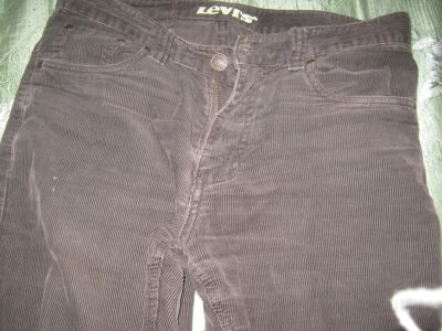Лот: 7449123. Фото: 1. вельветовые джинсы LEVIS. Брюки, джинсы, шорты