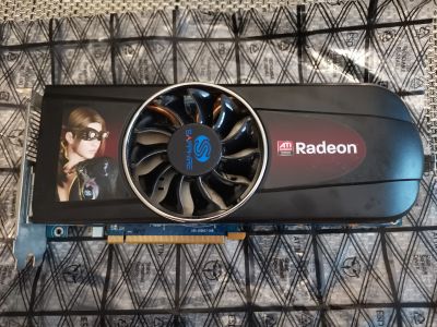 Лот: 18438091. Фото: 1. Видеокарта Radeon HD 5850. Видеокарты